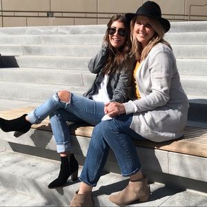 Meet your Posher, Cari